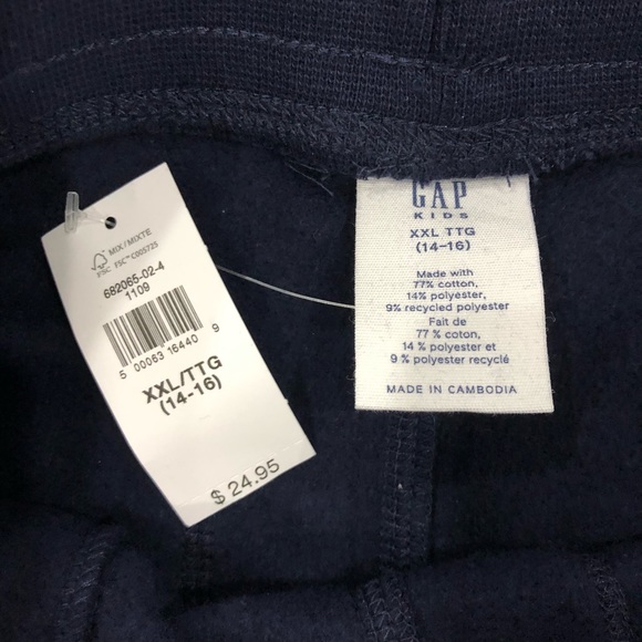 GAP boy shorts - Picture 2 of 2